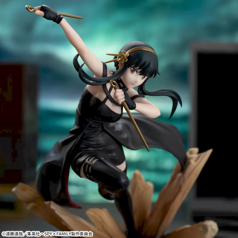 Figurine Spy X Family - Yor Forger Luminasta Sleeping Beauty Mission Extend Ver. - SEGA
