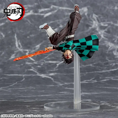 Figurine Demon Slayer - Tanjiro Kamado Luminasta Hinokami Kagura - SEGA Flo'Kaze