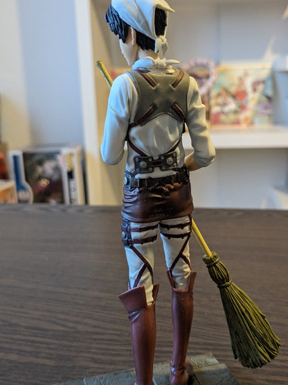 FIGURINE OCCASION ATTAQUE DES TITANS - JEAGER EREN CLEANING - BANPRESTO - Flo'Kaze
