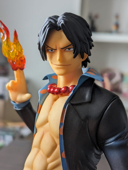 FIGURINE OCCASION ONE PIECE - PORTGAS.D ACE PORTRAIT OF PIRATES STRONG WORLD EDITION - MEGAHOUSE - Flo'Kaze