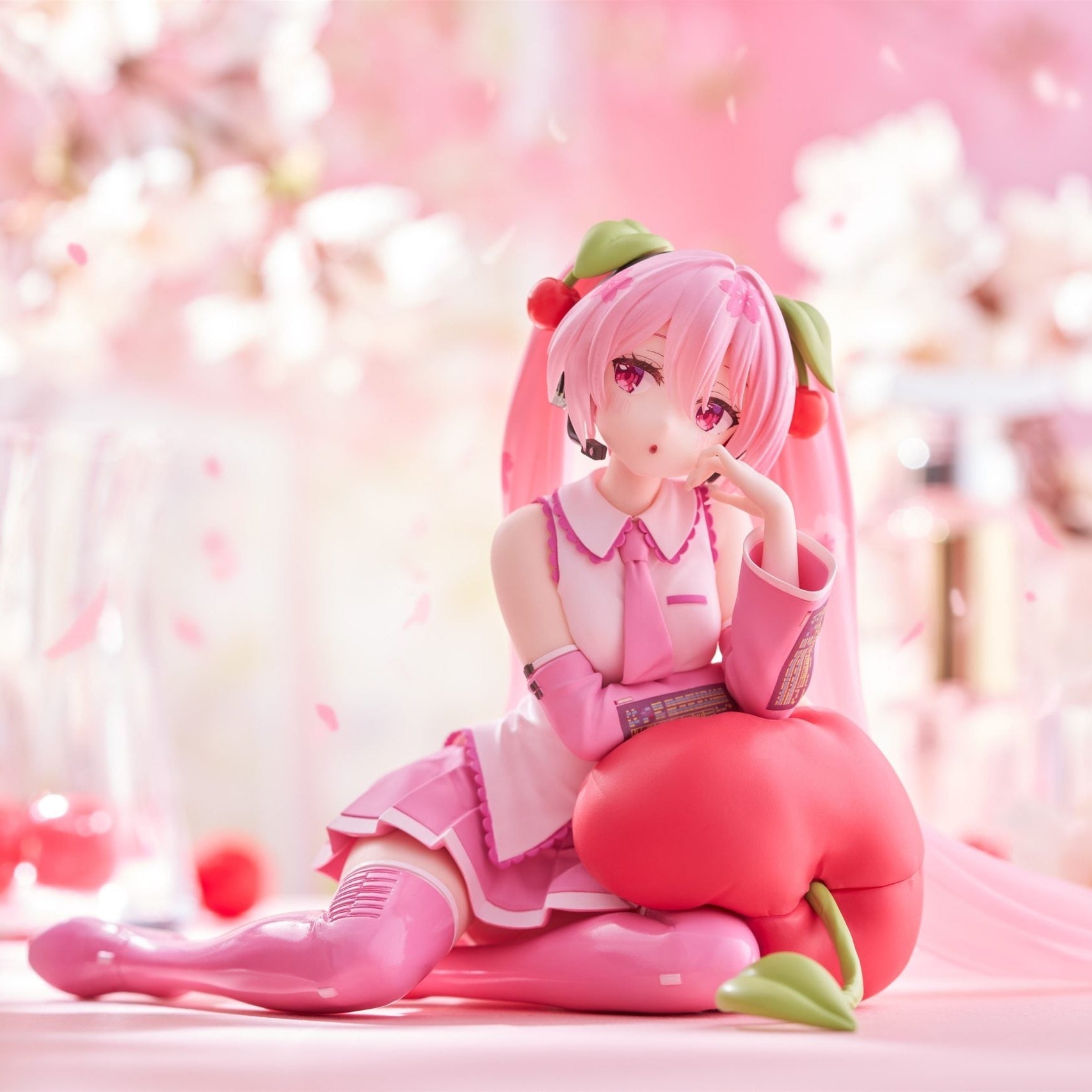 FIGURINE VOCALOID - HATSUNE MIKU DESKTOP CUTE SAKURA CHERRY CUSHION VER. - TAITO Flo'Kaze