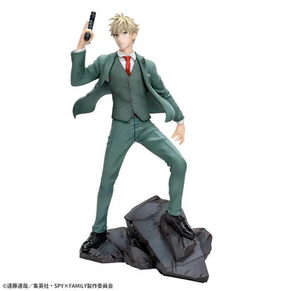 Figurine SpyxFamily - Loid Forger Luminasta Mission Extend - SEGA Flo'Kaze