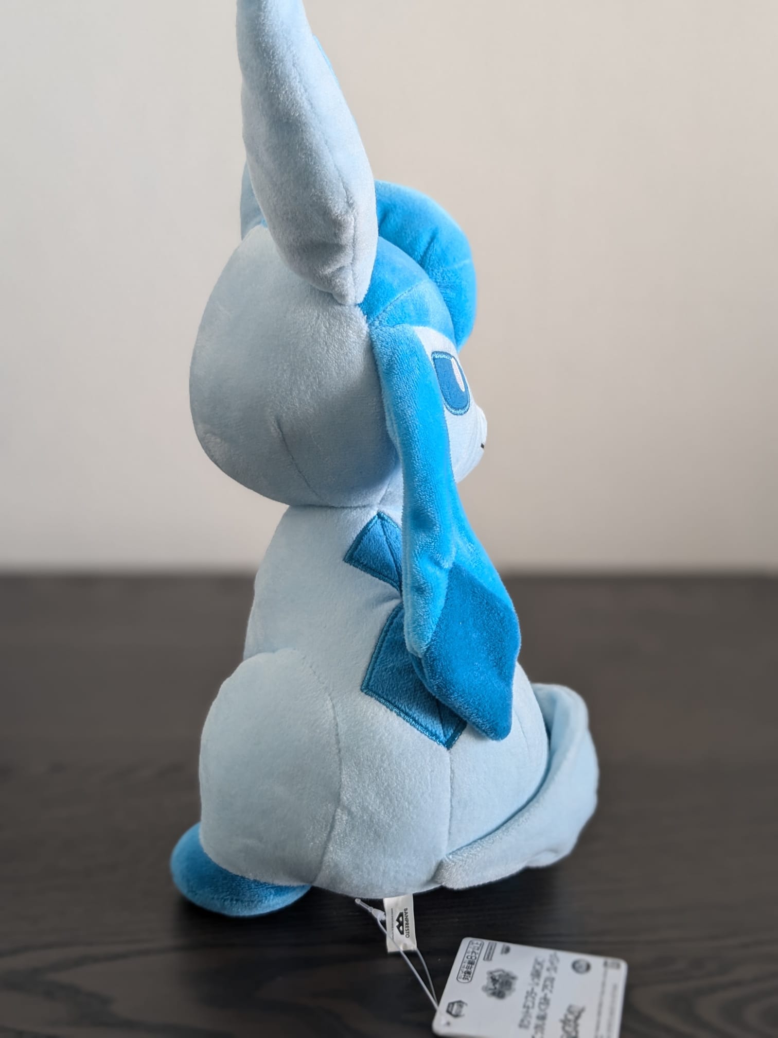 Peluche Pokemon - Givrali (Glaceon) Shippo Mitemite - Banpresto Flo'Kaze