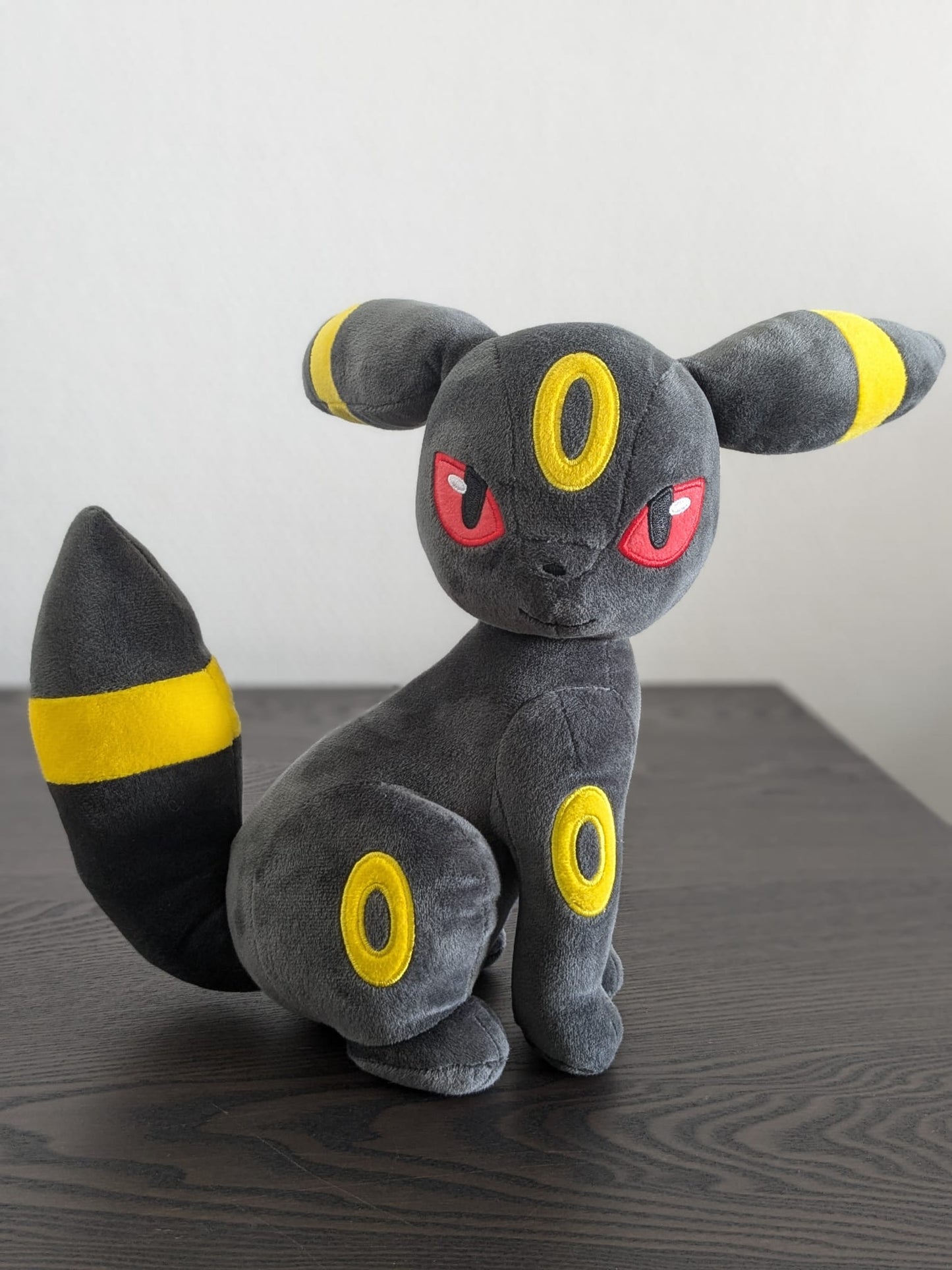 Peluche Pokemon - Noctali (Umbreon) Shippo Mitemite - Banpresto Flo'Kaze
