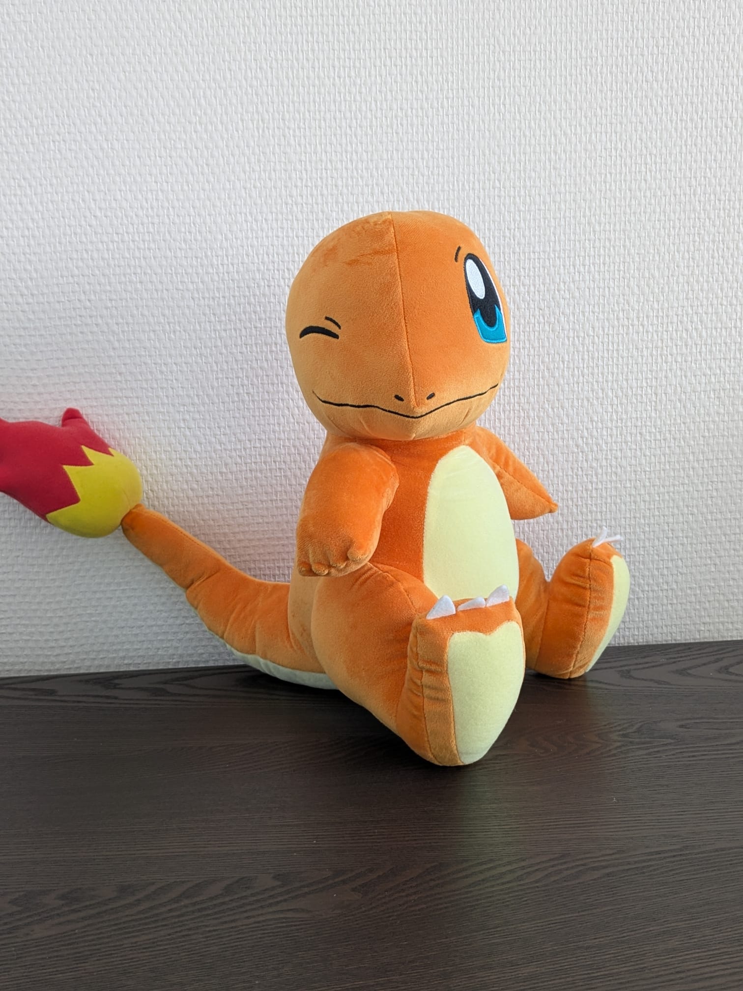 Peluche Pokemon - Salamèche (Charmander) Shippo Mitemite - Banpresto Flo'Kaze